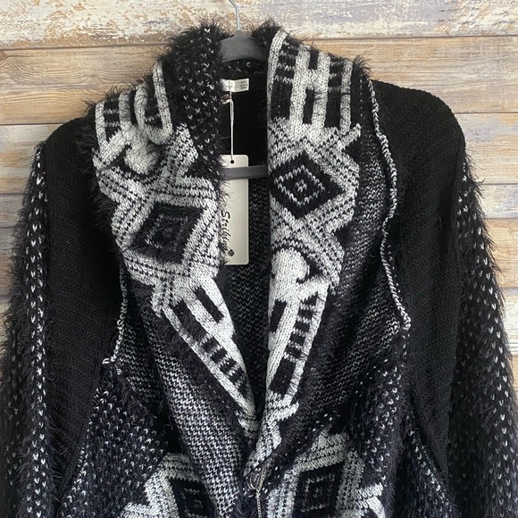NWT M/L Cardigan - Picture 3 of 13